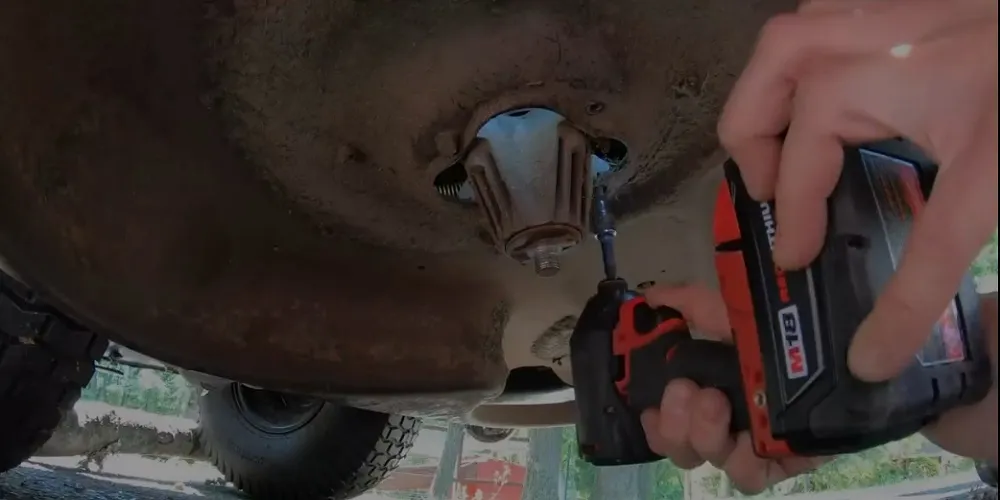 Step 2 Remove the four damaged bolts