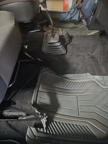 Jeep Wrangler YJ black carpet review Jeep Wrangler YJ black carpet review